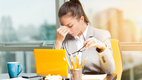 しっかり寝てるのに疲れる人が増えてます。原因はこれ。”　Nov 14