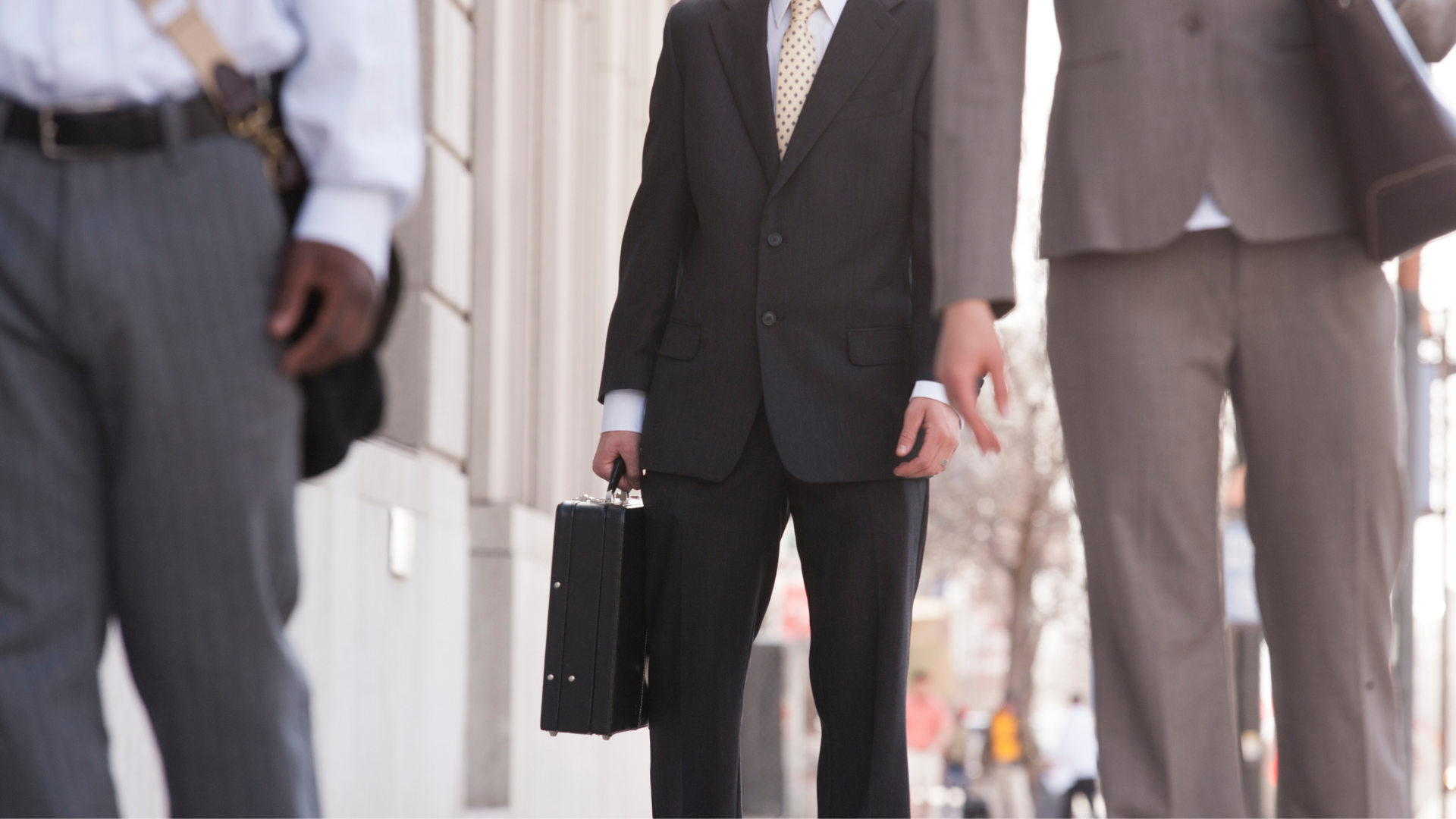 通勤がなくなって1日−4,000歩？その差が“太る原因”です